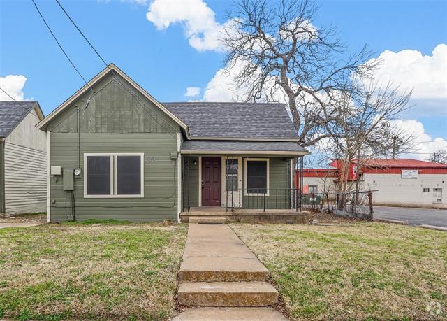 Building Photo - 906 E Houston St Rental