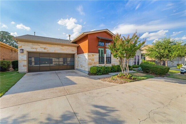 Photo - 309 Jeffrey David Ln W