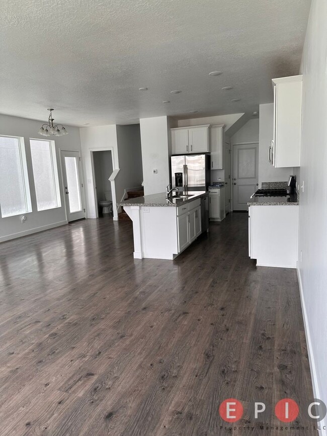 Photo - Beautiful Home in Lehi