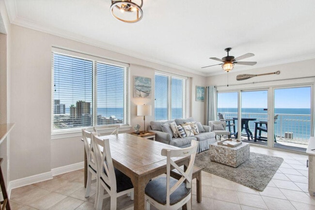 Building Photo - 1010 W Beach Blvd Rental