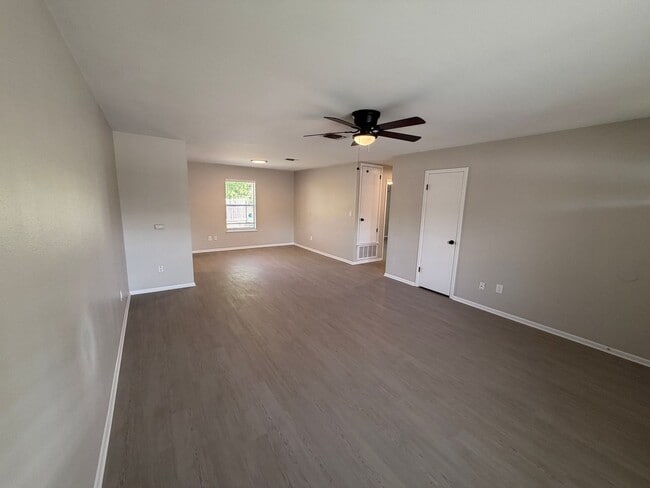 Photo - Walk to Torrey Park, and Live Minutes from Historic Gruene! 2/1/1 Duplex on a Corner Lot with Ref...