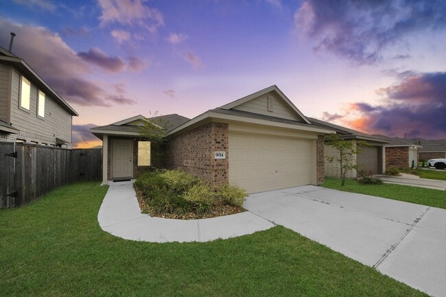 Building Photo - 9014 Estes Lks Dr