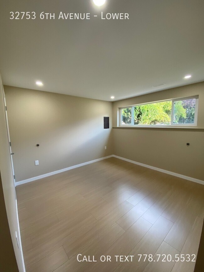 Half Duplex 2 Bedroom 1 Bath
