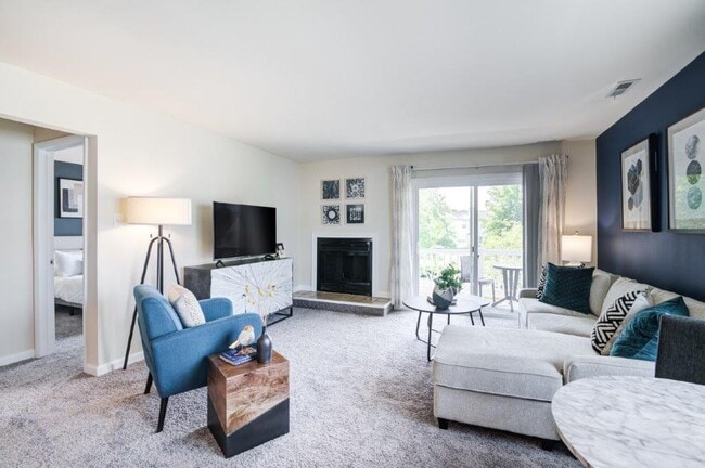 Fox Run Apartments and Townhomes