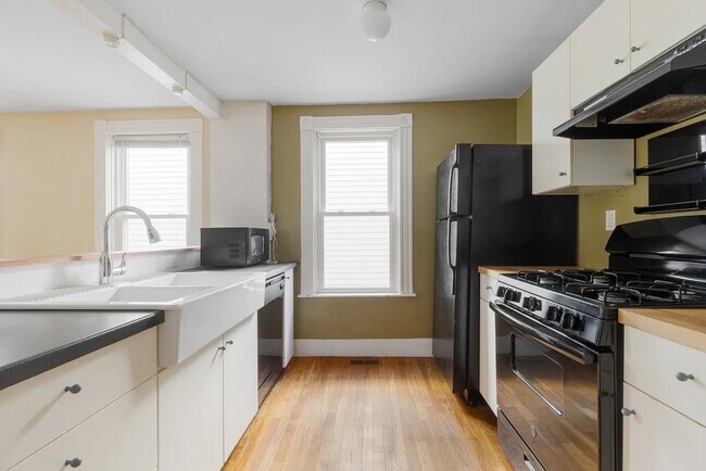 Photo - 21 Florence St Unit 1