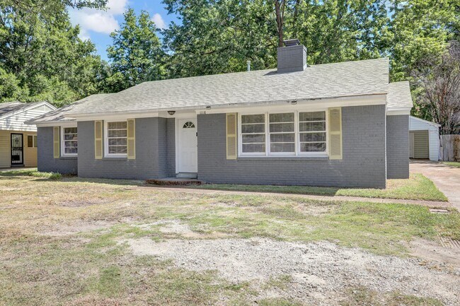 Photo - 1118 S Perkins Rd House