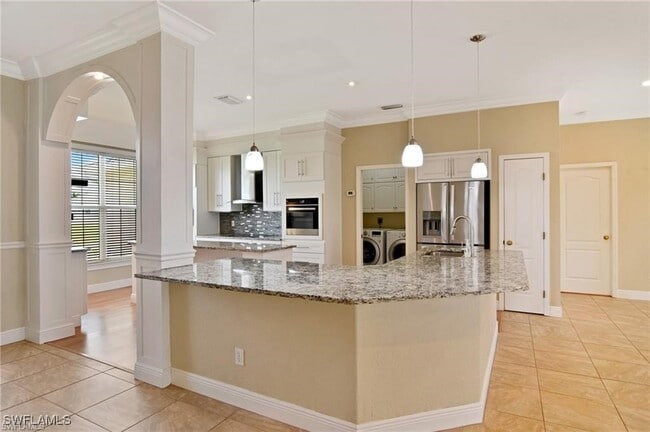 Photo - 805 SW 4th Pl