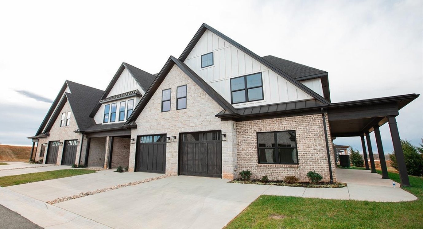 Photo - 1020 Easton Ct