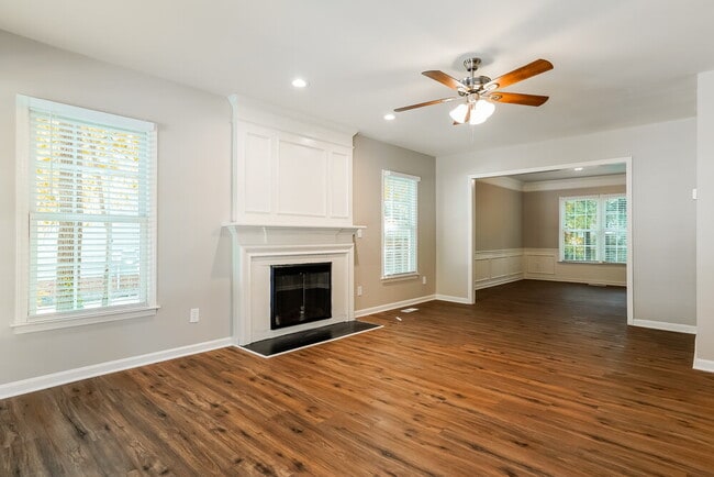 Photo - 4936 Bivens Dr