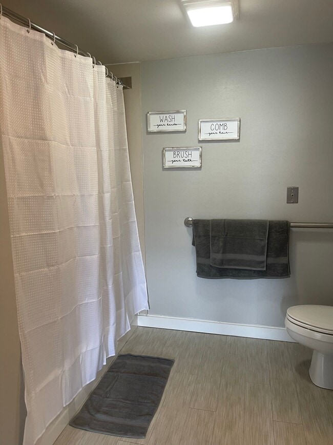 Photo - Flats at 390