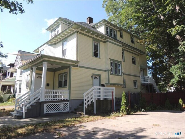 Building Photo - 382 Winthrop Ave Unit 3