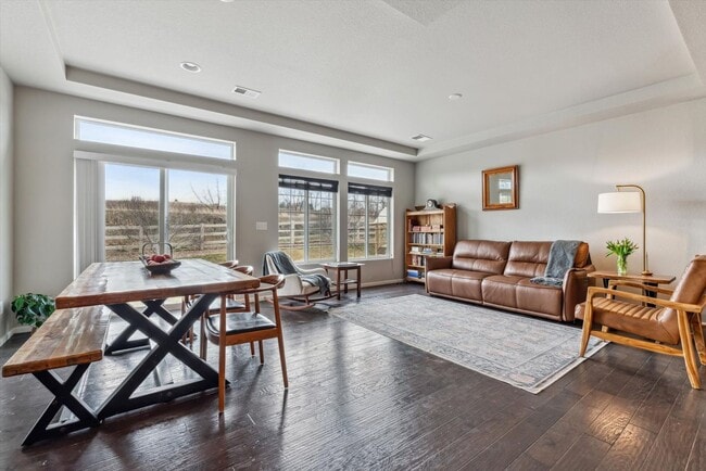 Photo - Beautiful 3 bedroom, 3 bath home backs to ...