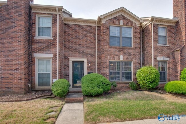 Photo - 1008 Heatherwood Dr SE Townhome