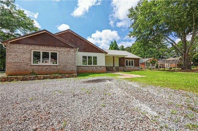 Photo - 2909 Jones Mill Rd