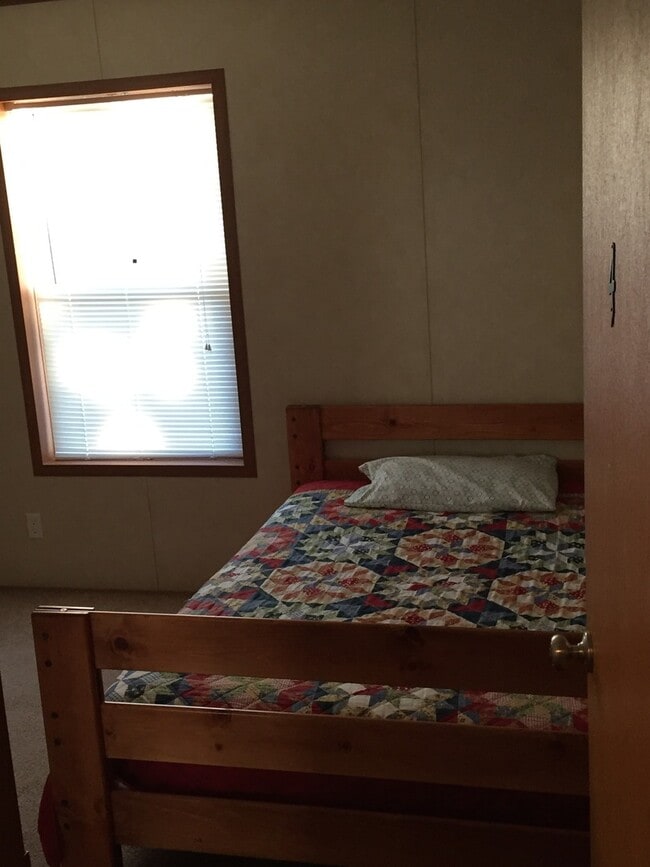 Photo - Trailer for Rent in Belfield