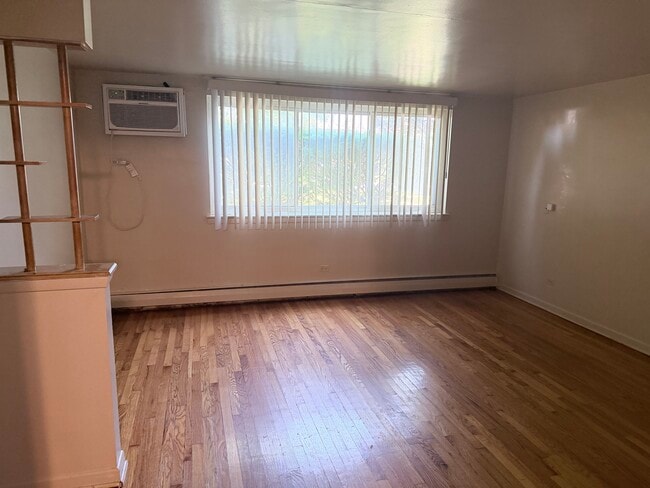 Photo - 2008 S 15th Ave Unit 1 Bedroom Garden Apartment
