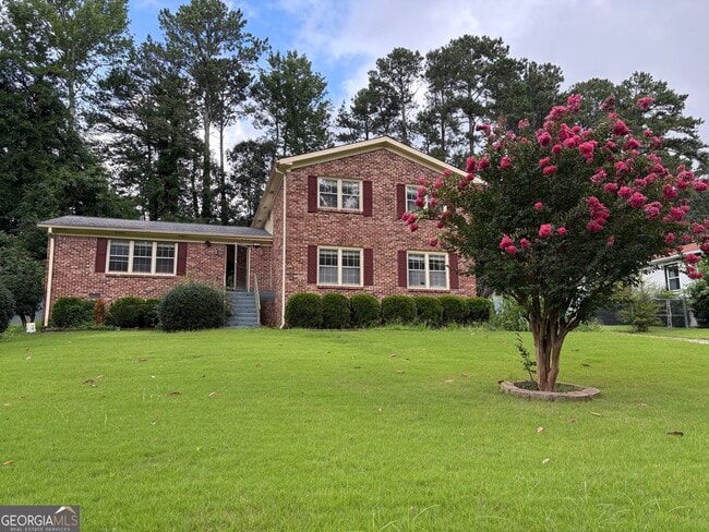 Building Photo - 1481 Drayton Woods Dr