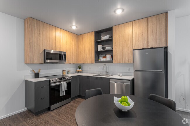 1BR, 1BA - 578SF - Boxcar Apartments