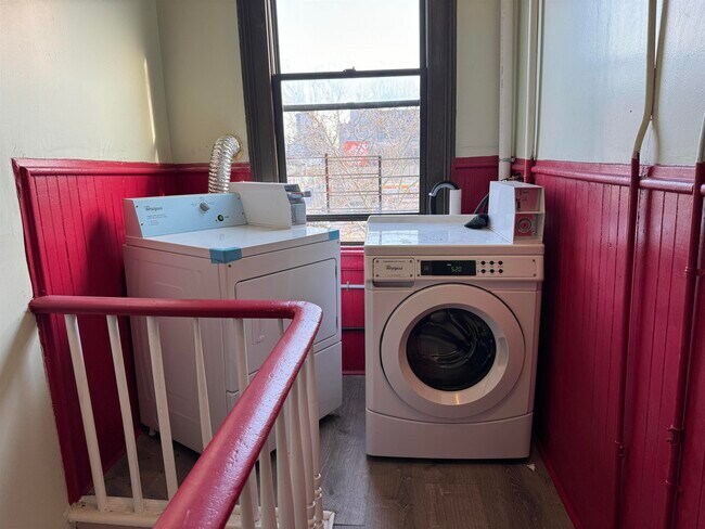 Photo - 166 15th St Unidad 4