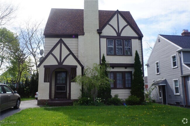 Building Photo - 3670 Avalon Rd Unit 1 Rental
