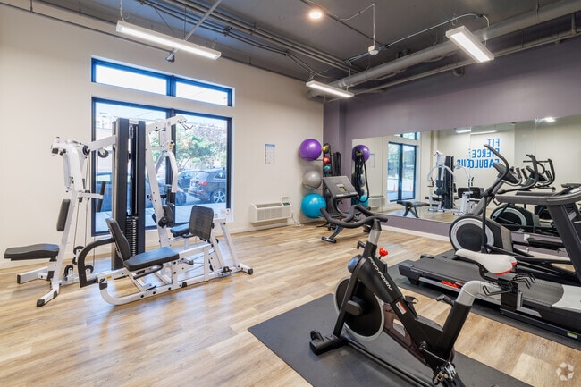 Bode 125 - Fitness Center