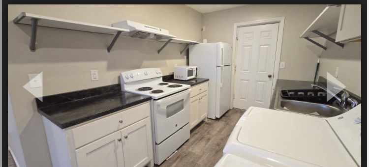 Photo - 207 Stone St NW