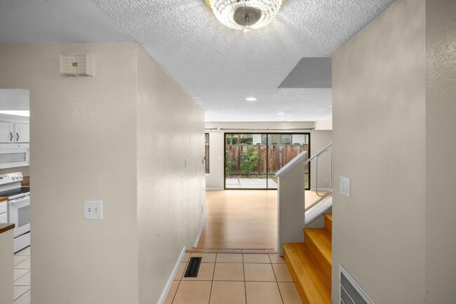 Building Photo - 7124 Point Dunes Ct