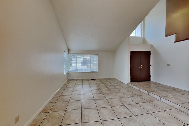 1091 Discovery Way