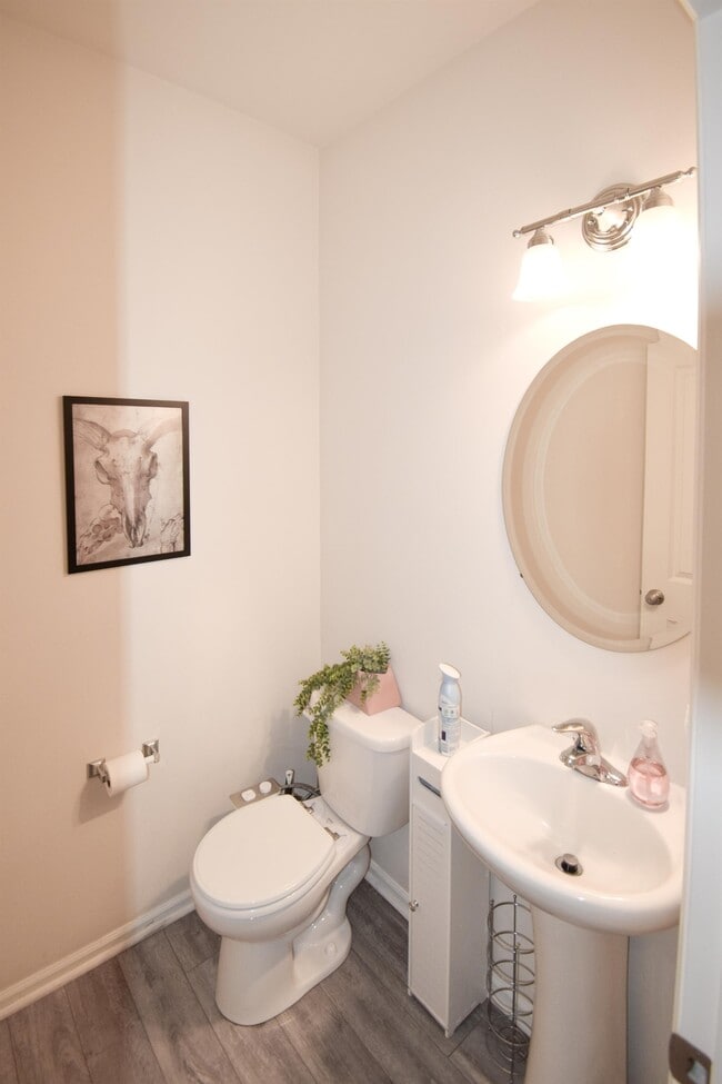 Photo - 4721 Joppa St SW