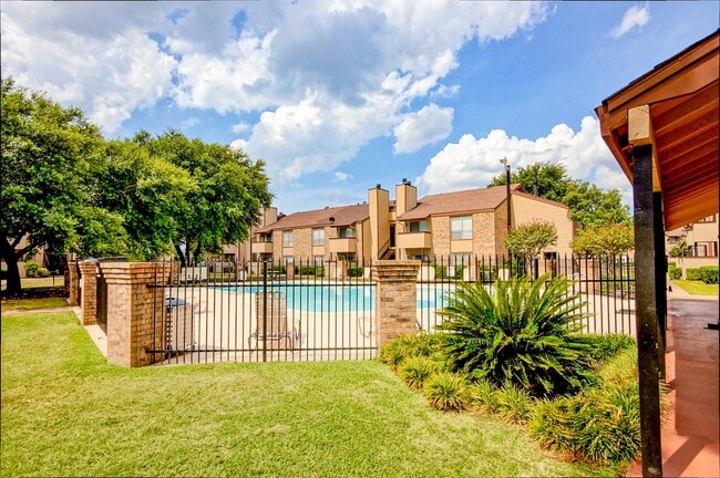 600 Baylor