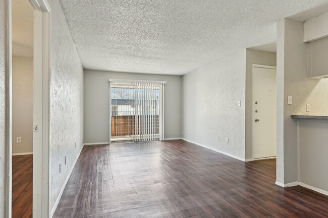 Photo - Rock Island Apartments