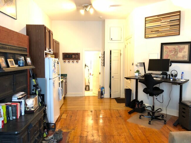 Photo - 109 Beacon St