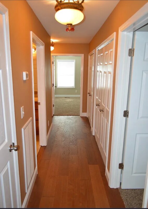 Photo - 308 Sparks Ln