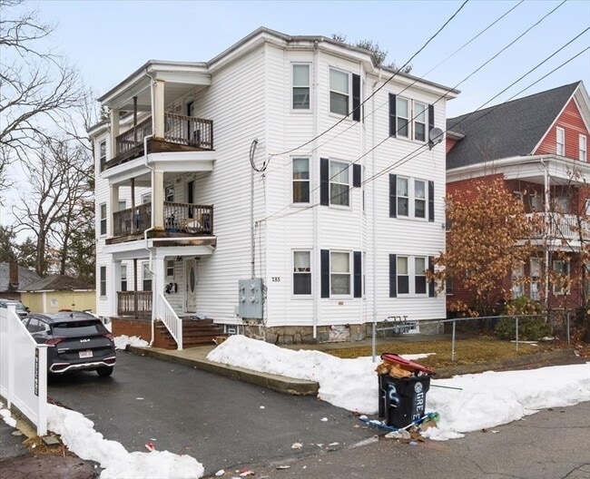 Photo - 285 Green St Unit 2