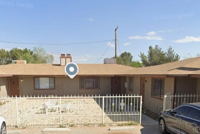 Photo - 15833 Serrano Rd Unidad #3