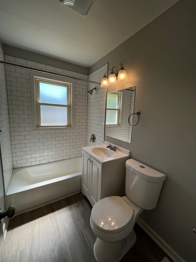 Photo - 3 Bedroom, 2 Bathroom Home With Garage Available for Pre-Lease!