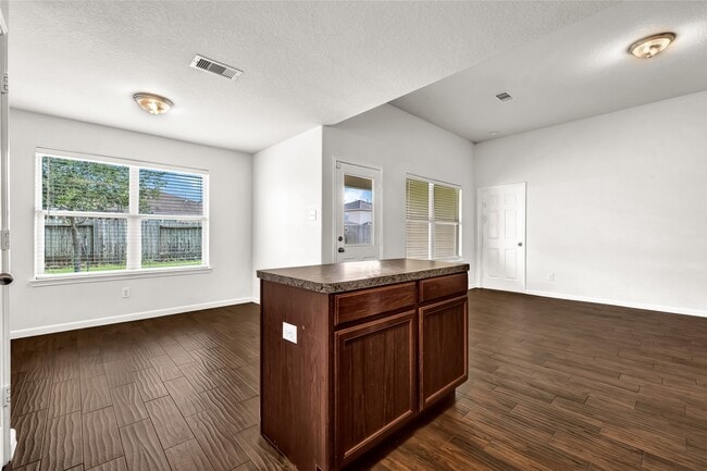 Building Photo - 26919 Springflight Ln