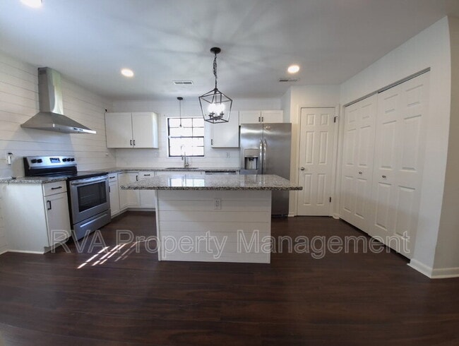 Photo - 1409 Gambrel Dr