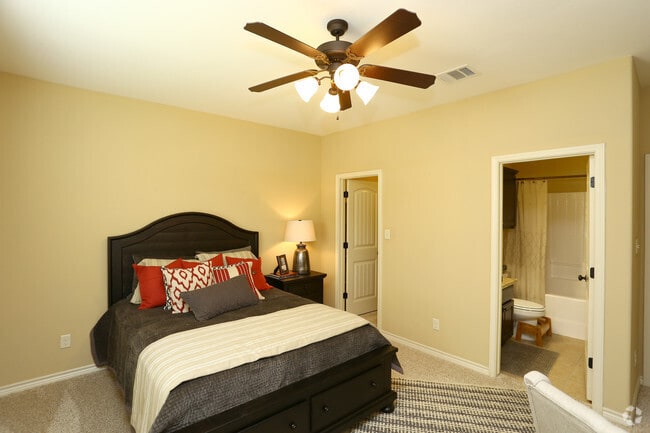 Photo - 3334 Keefer Loop