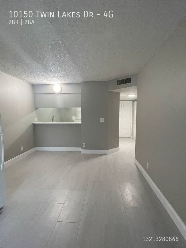 Photo - 10150 Twin Lakes Dr Unit 4G