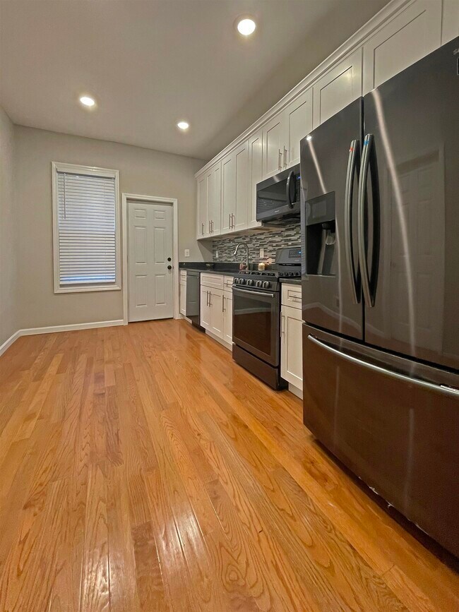 Photo - 101 Bidwell Ave Unit 1