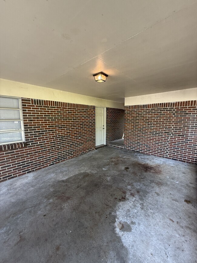 Photo - 1905 2nd St NW