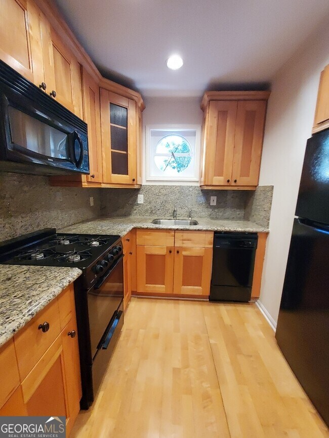 Photo - 5400 Roswell Rd Unit APT K 1