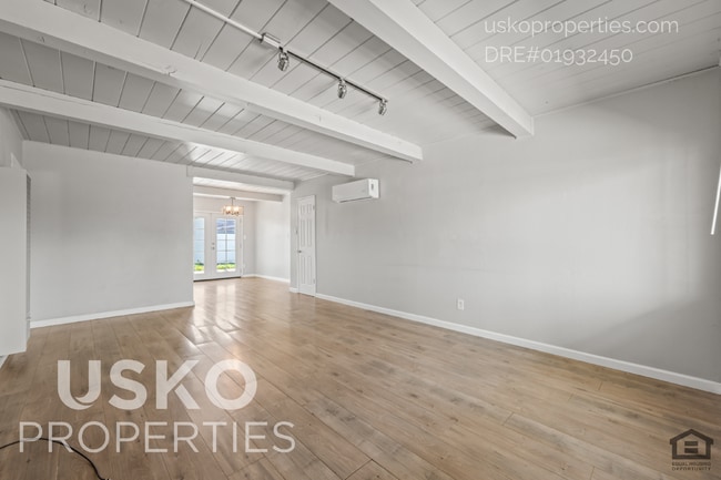 Photo - "Charming 3-Bed with Full Bath in Sacramento – Cozy 1093 Sq Ft Home Awaits!"