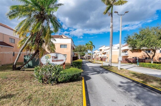 Building Photo - 14915 SW 80th St Unit 112