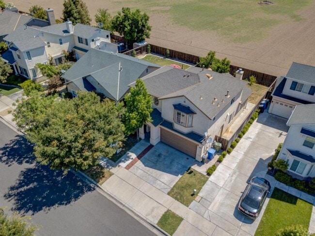 Photo - 4076 Sage Way