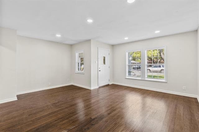 Photo - 2530 Maverick Ave