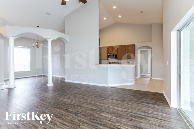 Photo - 4648 Huron Bay Cir