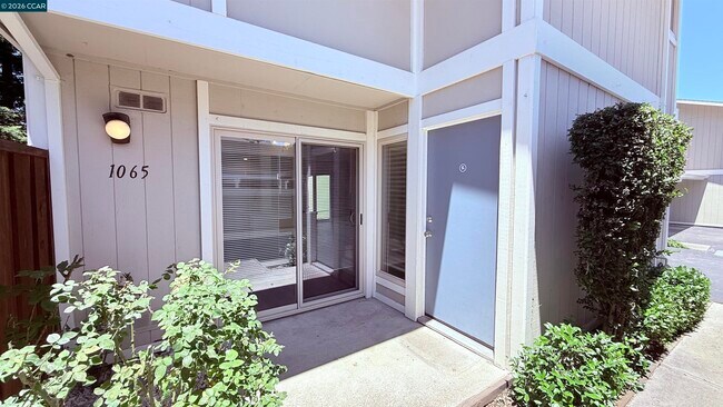 Photo - 1065 San Ramon Valley Blvd