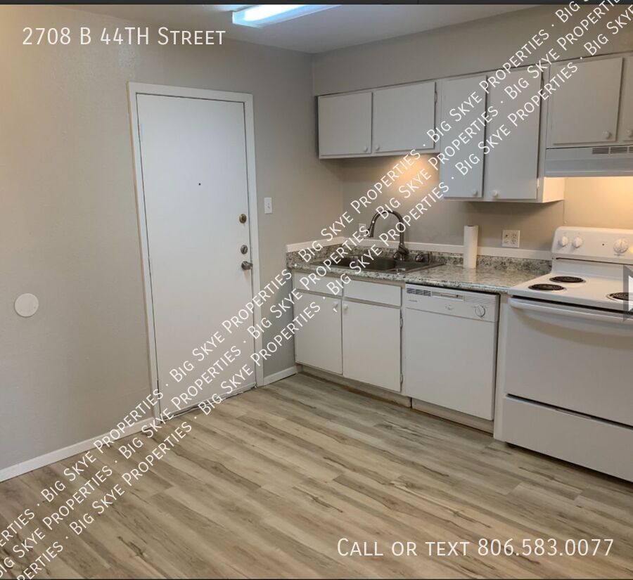 Photo - 2708 44th St House